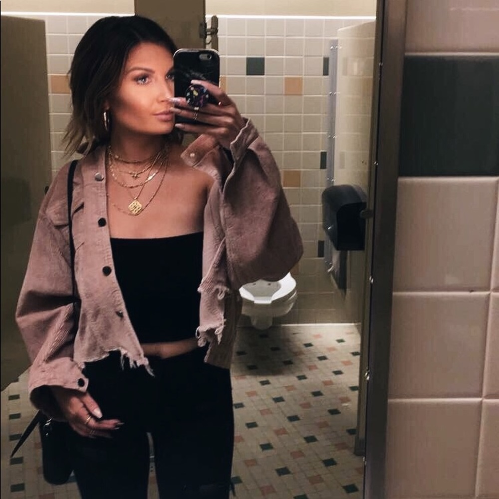 b l u s h •• Cropped Jacket ⚜️